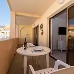 Apartament Mare 1 *